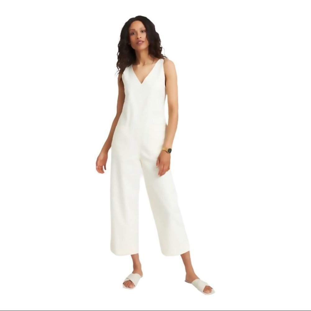 ** Willow & Thread White Cropped Wide Leg Sleeveless Jumpsuit Size 9/ US M